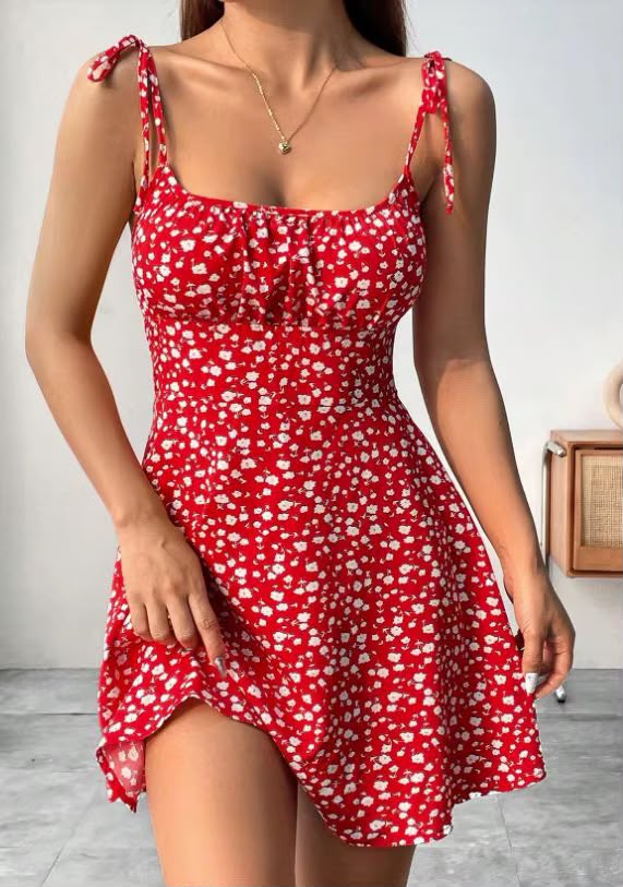 Vestido con tirantes finos