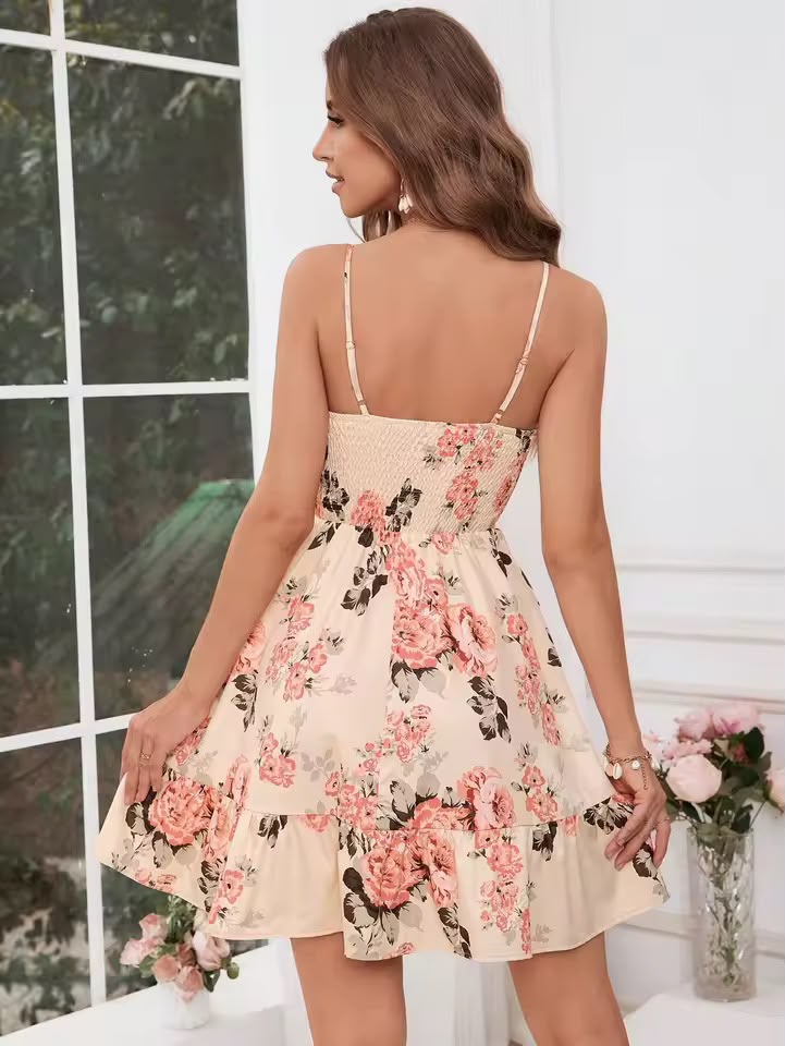 Vestido de tirantes finos fruncido